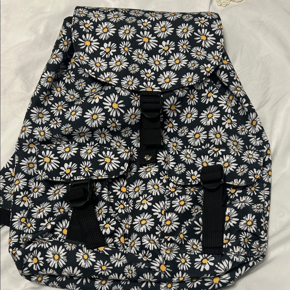 Backpack floral Daisy Print art bag Black yellow white. New